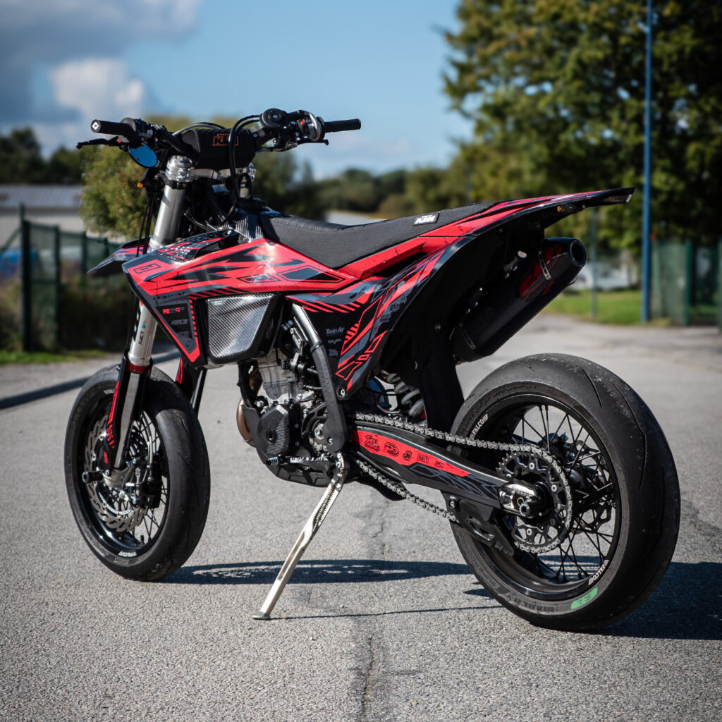 supermot