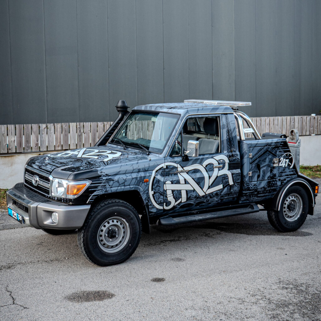 covering sur mesure dépanneuse 4 x 4