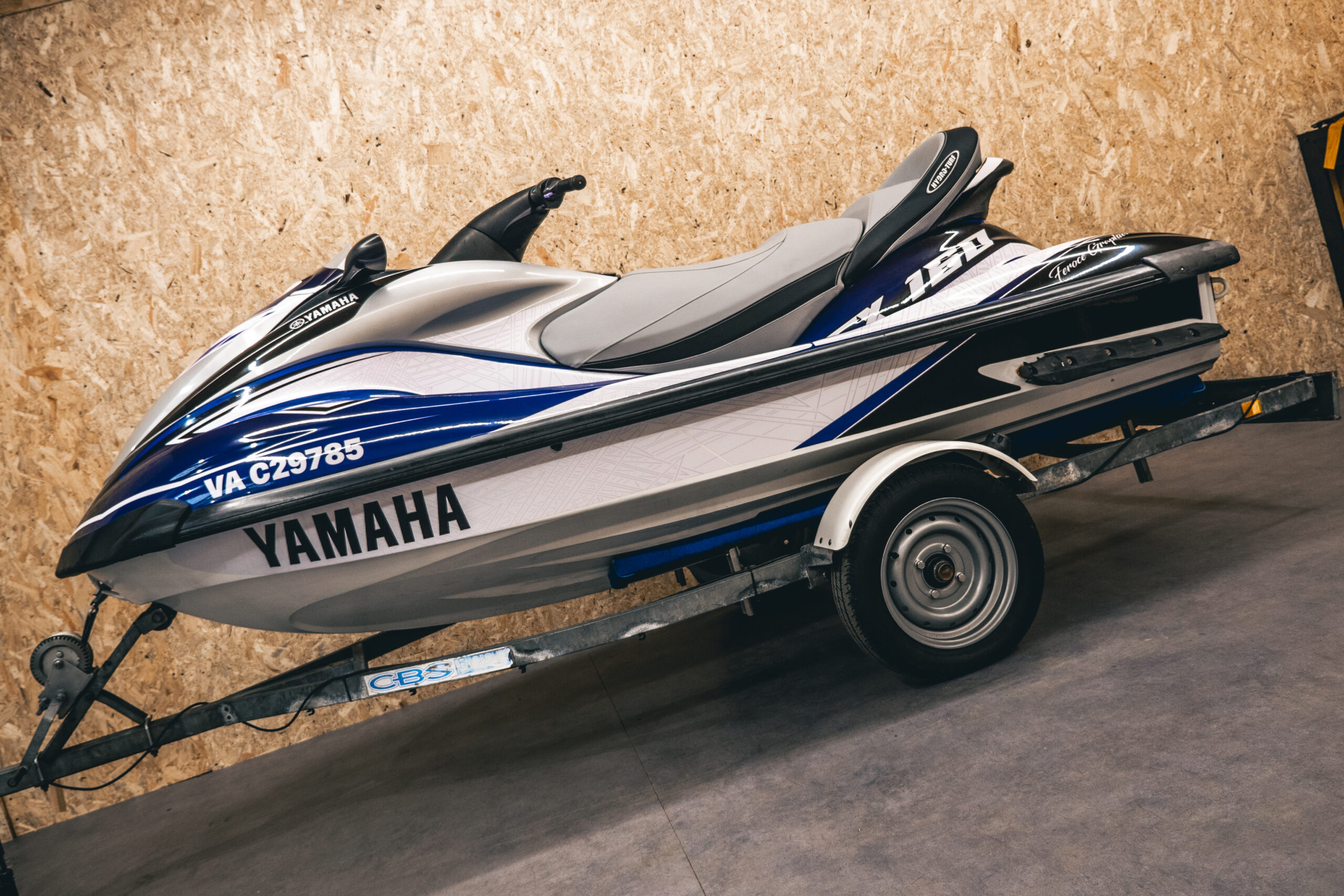 jet ski