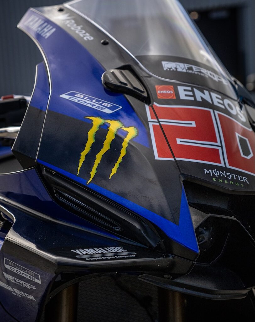 kit deco yamaha r9 2025 + replica officiel gp